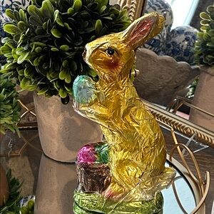NEW! Vintage Inspired Resin Chocolate Gold Foil Easter Bunny Rabbit Egg  Basket